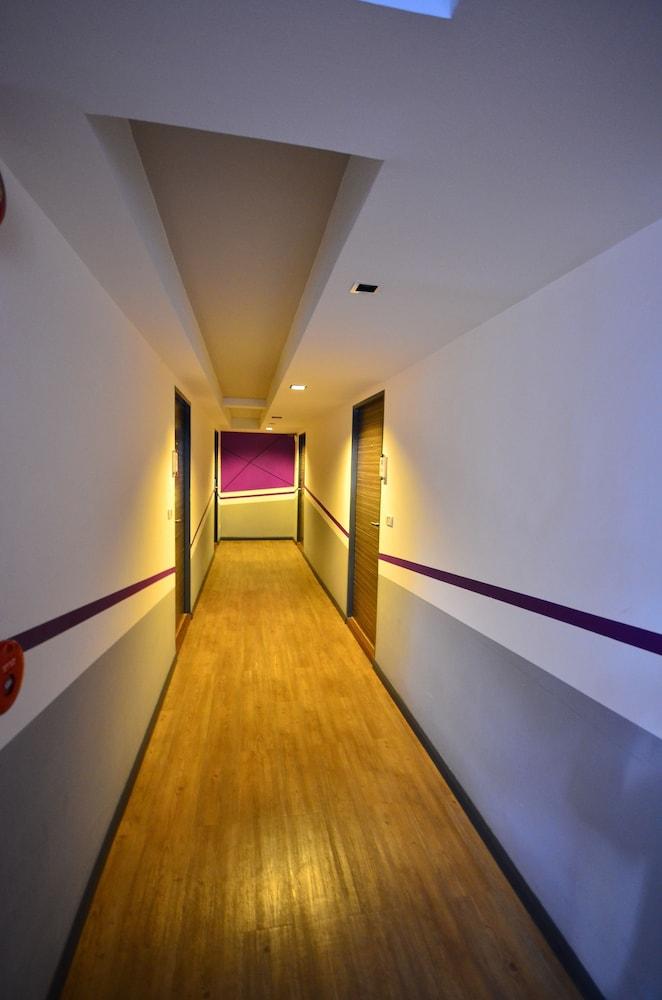 H2 Hotel Бангкок Экстерьер фото