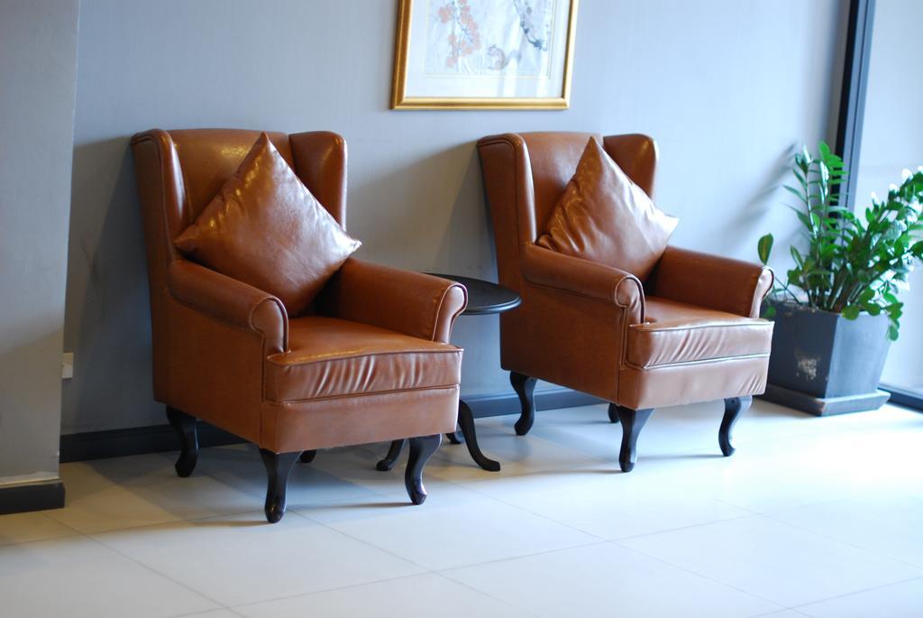 H2 Hotel Бангкок Экстерьер фото