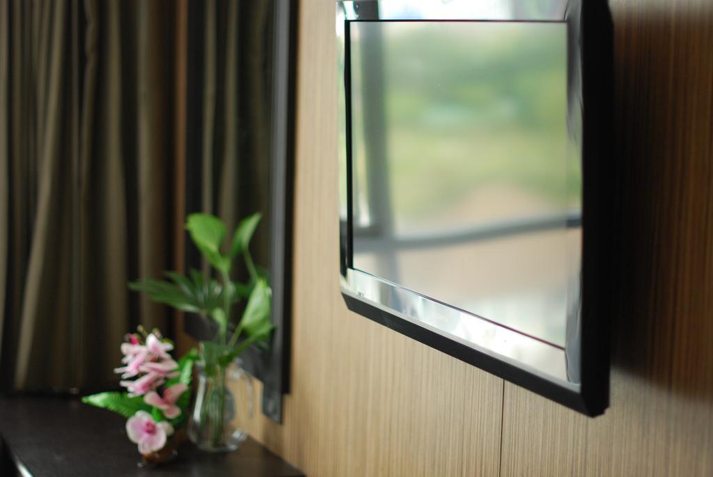 H2 Hotel Бангкок Номер фото