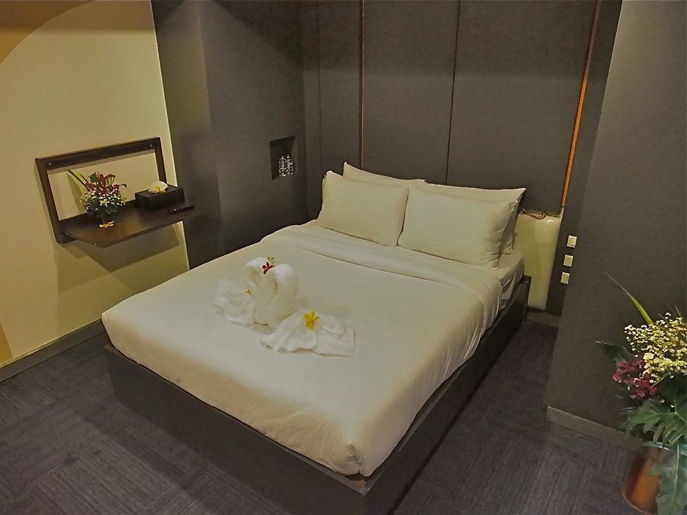 H2 Hotel Бангкок Экстерьер фото