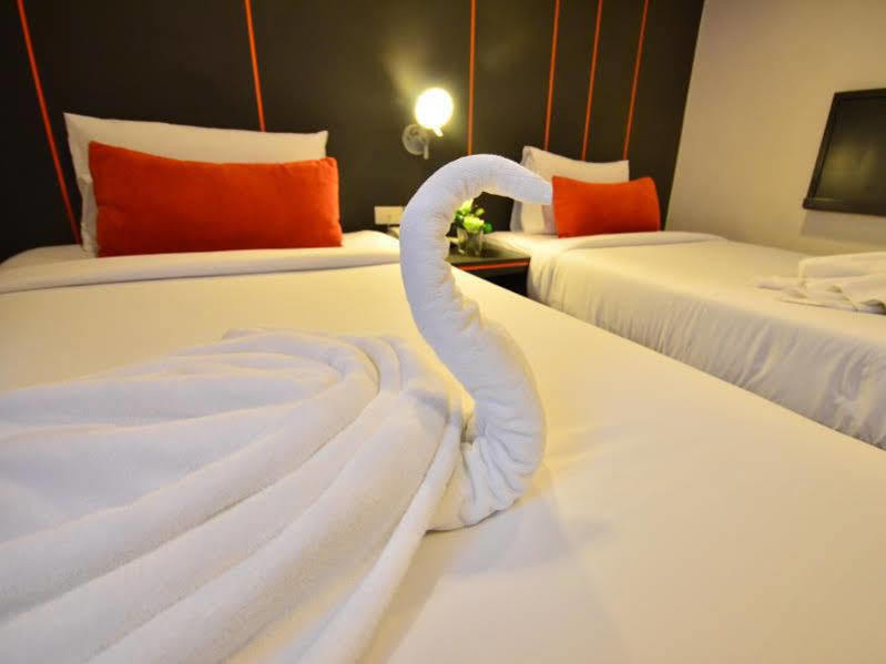 H2 Hotel Бангкок Экстерьер фото