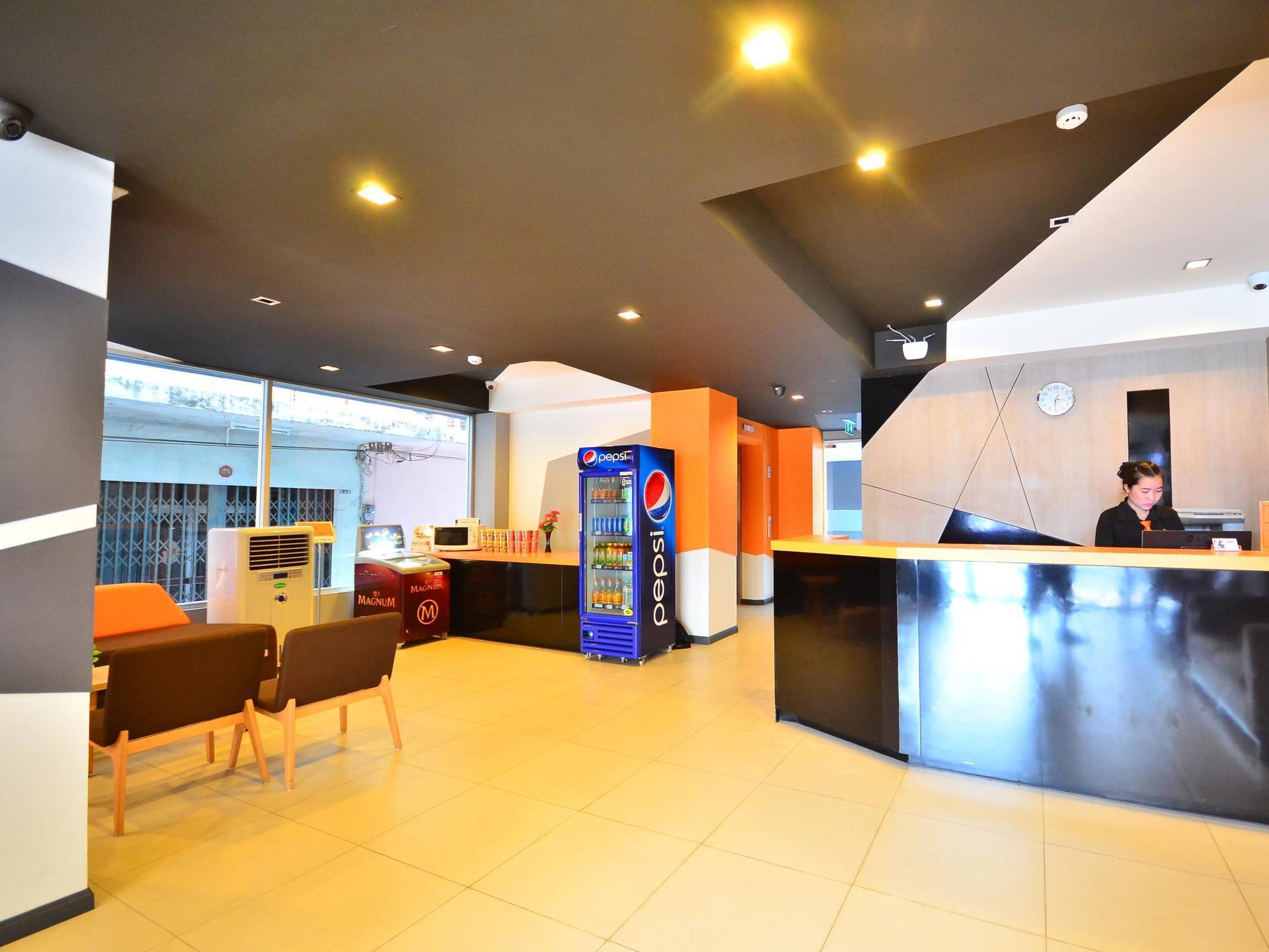 H2 Hotel Бангкок Экстерьер фото