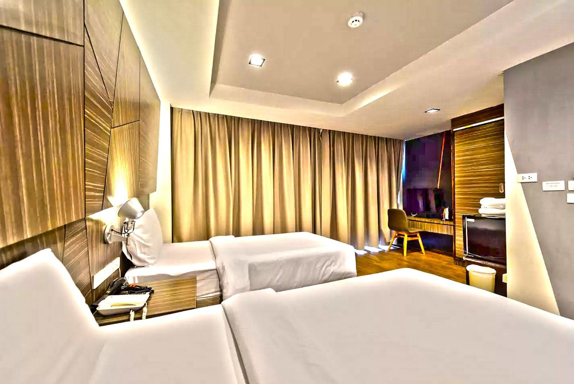 H2 Hotel Бангкок Экстерьер фото